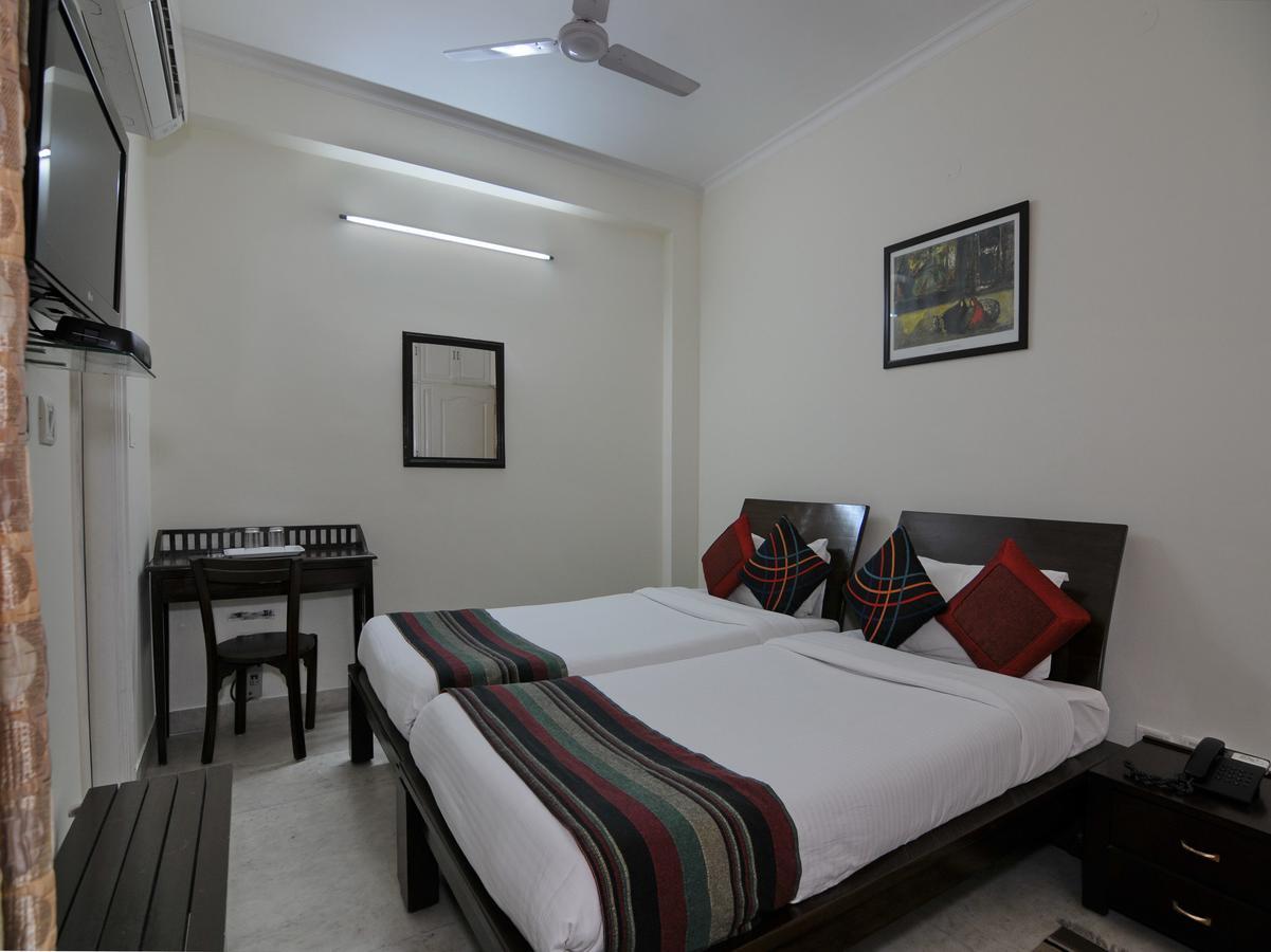 Mehra Residency At The Airport Hotel Nova Deli Exterior foto