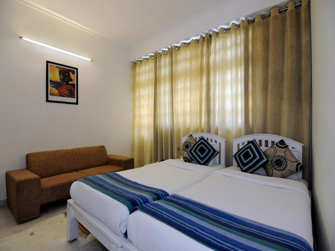 Mehra Residency At The Airport Hotel Nova Deli Exterior foto